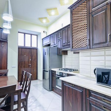 Apartment Grebinky 9 ลวีฟ ภายนอก รูปภาพ